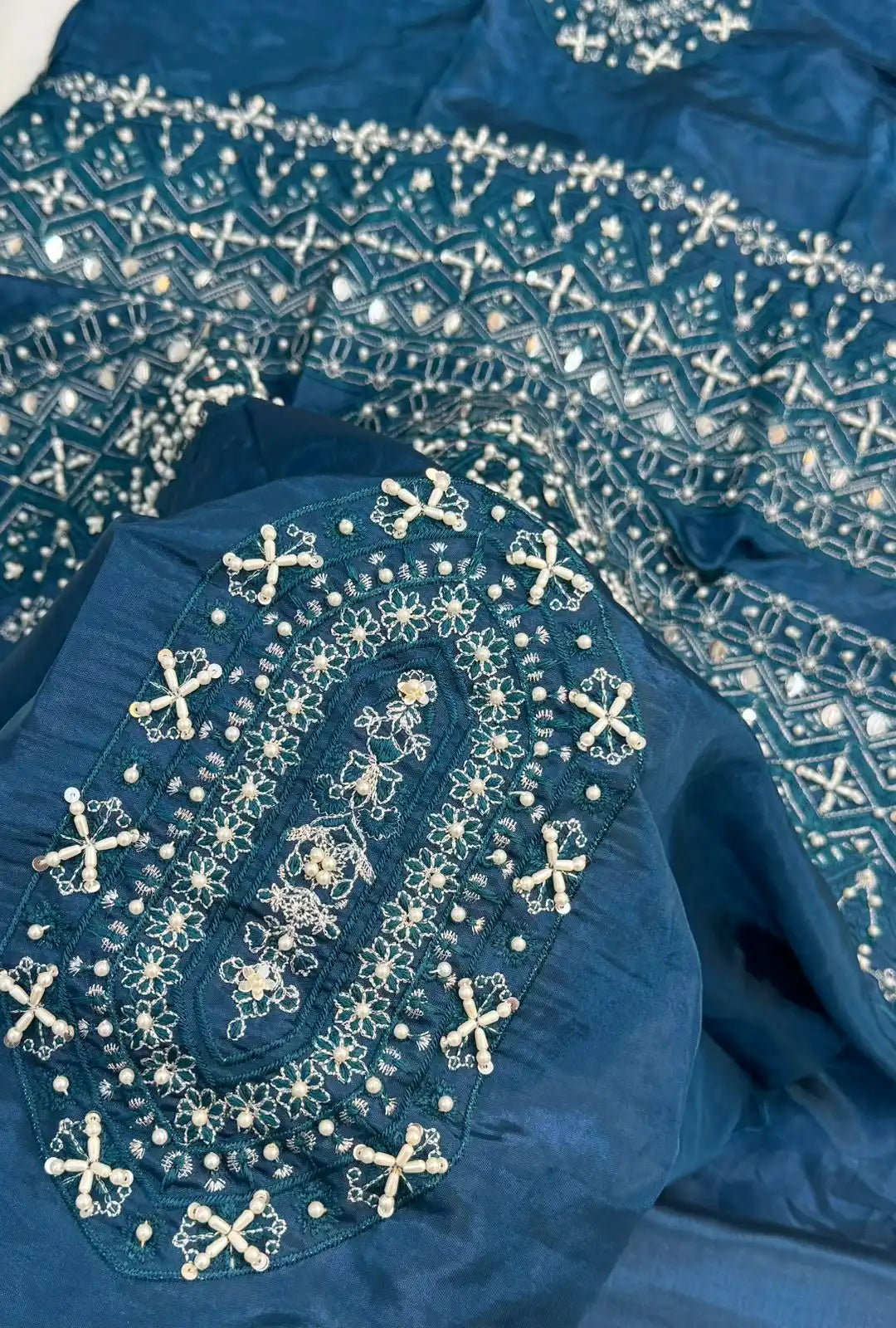 4PC ZINC RAW SILK FANCY SUIT FULLY. EMBROIDERED WORK