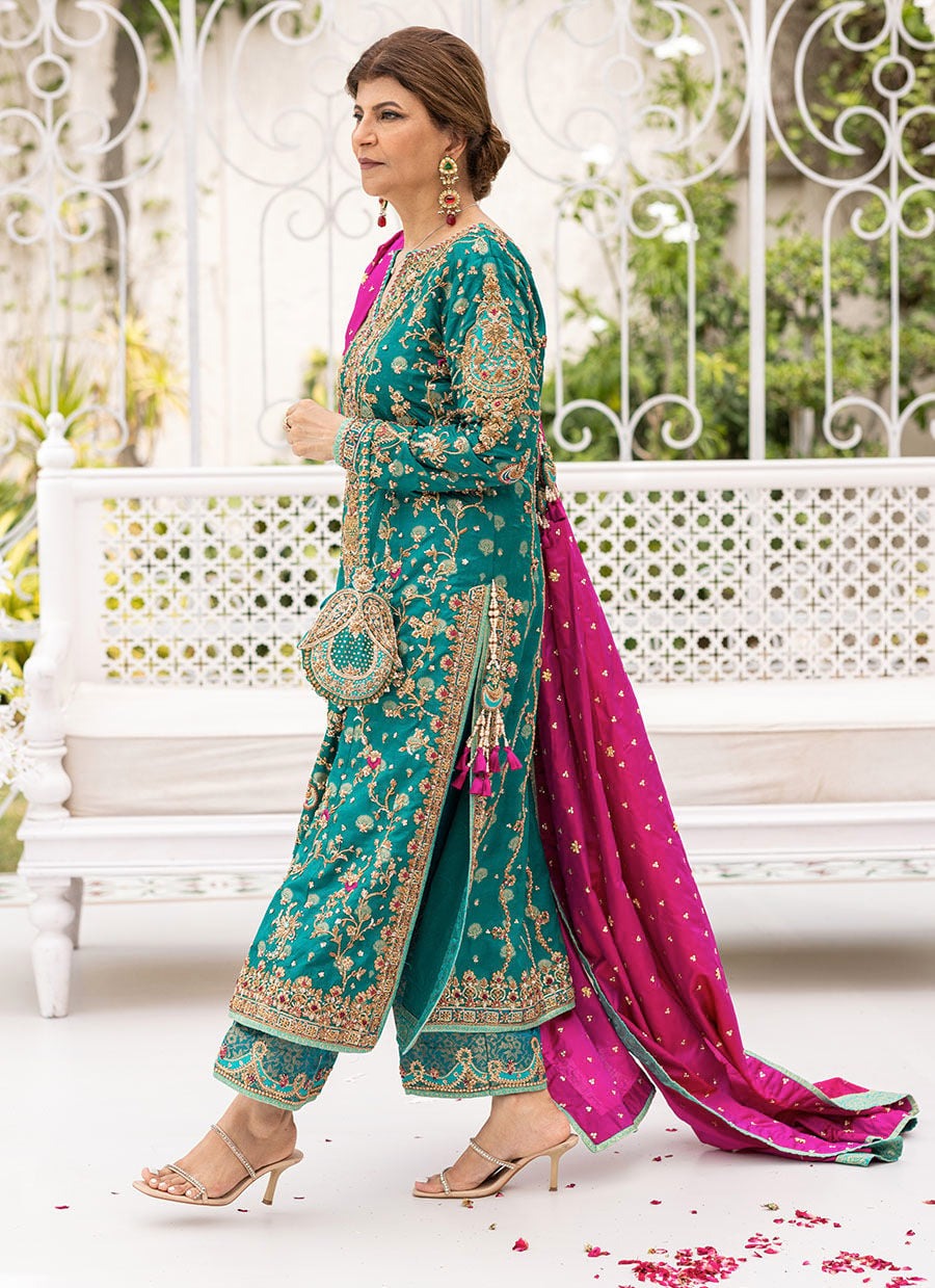Avisa Emerald by Farah Talib Aziz